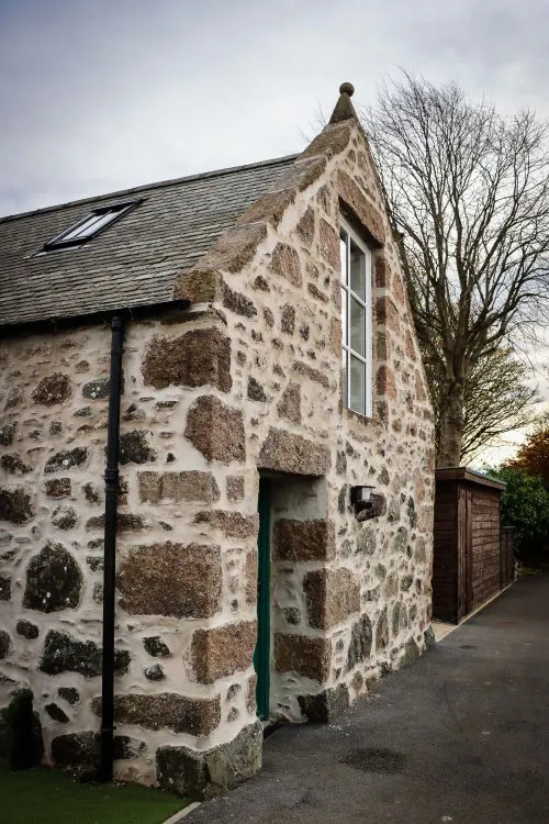 Old Stable Cottage inside aberdeenshire
